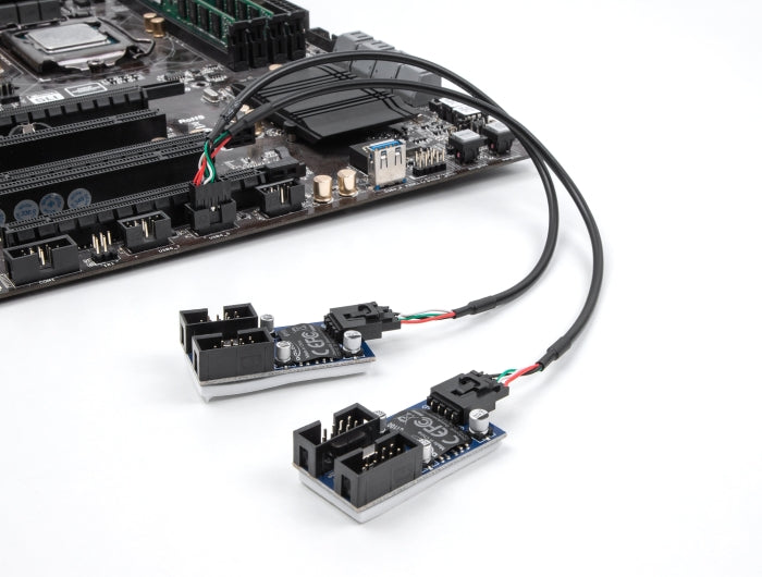 כבל USB 2.0 מבית Delock גרמניה מאפשר חיבור בין שני מחברי USB 2.0 פנימיים מסוג pin header בתצורת 10 ו-4 פינים ובמרווח של 2.54 מ"מ