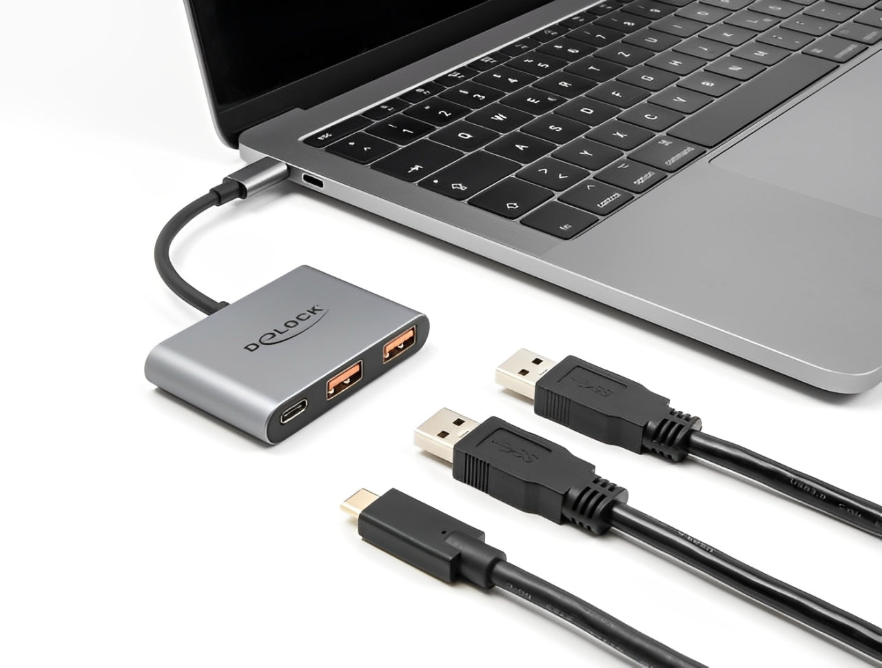רכזת USB-C 10Gbps האיכותית מבית Delock גרמניה מאפשרת הרחבת חיבורי ה-USB במחשב, בטאבלט או בסמארטפון. היא כוללת 3 יציאות USB, ומאפשרת חיבור התקנים שונים כמו כונני USB, קוראי כרטיסים, מארזים חיצוניים ועוד