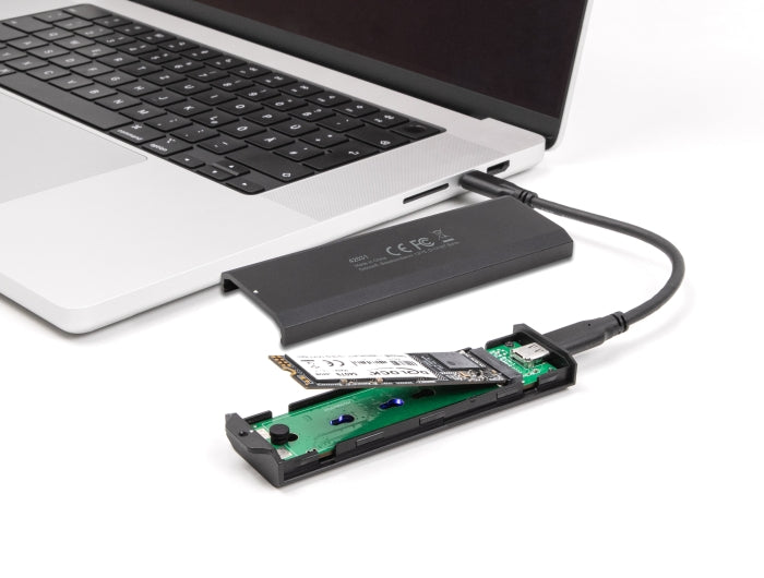 מארז חיצוני מבית Delock גרמניה מאפשר התקנה של כונן SSD מסוג M.2 PCIe NVMe או SATA בפורמטים 2280, 2260, 2242 ו-2230