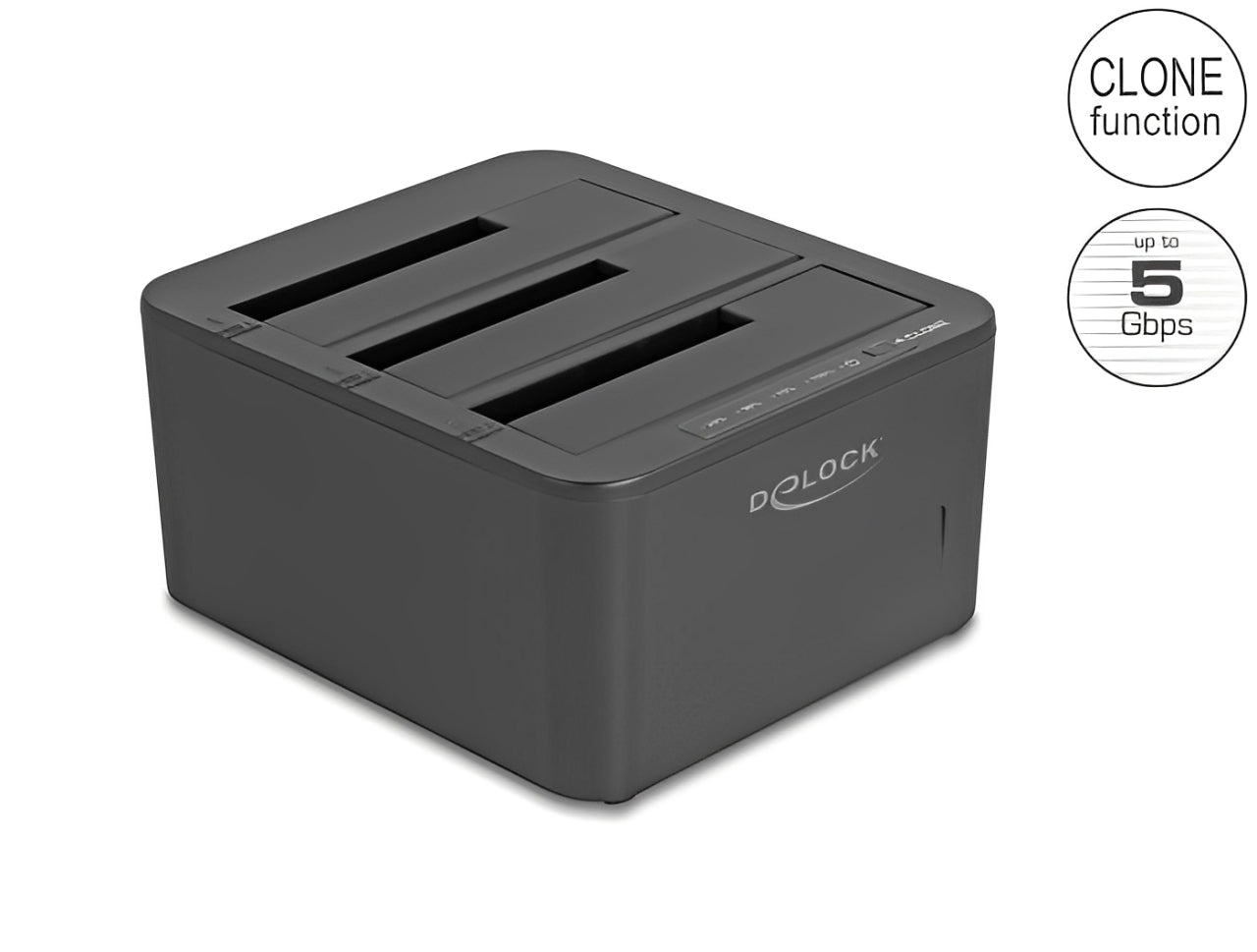 תחנת עגינה USB 5Gbps מבית Delock גרמניה מאפשרת חיבור חיצוני של עד שלושה כוננים בגודל 2.5″ או 3.5″ מסוג SATA HDD / SSD באמצעות ממשק USB, כולל אפשרות להחלפה מהירה של הכוננים (Hot Swap) בקלות וללא כלים