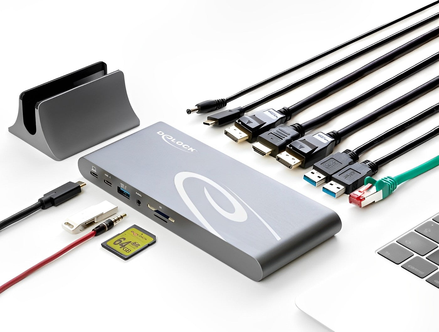 תחנת עגינה USB-C DP 1.4 למחשב נייד עם חיבור ל- 3 מסכים HDMI / DP 4K בו זמנית - delock.israel
