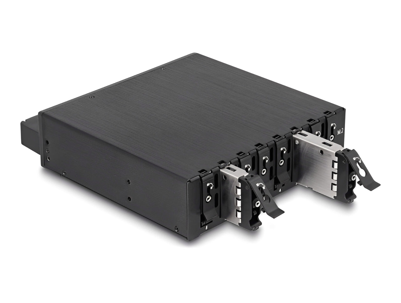מגירה נשלפת המהירה לכונני M.2 NMVe SSD מבית Delock גרמניה זה פתרון חומרה ייעודי להסבה של מפרץ כוננים בגודל 5.25 אינץ' למערך אחסון נשלף, מוגן ומבוסס על עד 8 כונני M.2 NVMe SSD במקביל