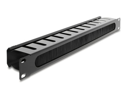 פאנל לניתוב כבלים (Routing Panel) מקצועי מבית Delock גרמניה המיועד להתקנה בארונות תקשורת סטנדרטיים בגודל 19 אינץ