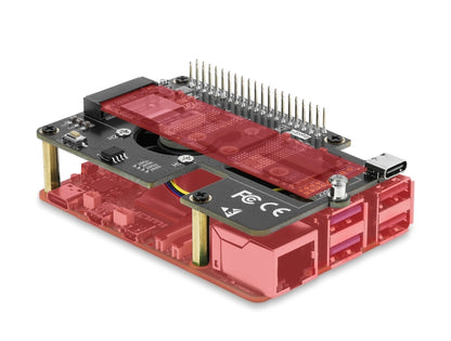 מתאם זה מבית Delock גרמניה מרחיב את כרטיס פיתוח ה-Raspberry Pi 5 בחריץ M.2 NVMe אחד