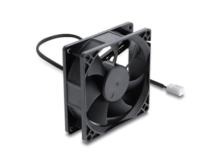 מאוורר קירור 48V DC מבית Delock גרמניה זה רכיב קירור אקטיבי תעשייתי בתצורת מאוורר צירי