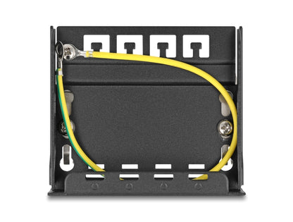 פאץ' פאנל ריק מבית Delock גרמניה מתאים להתקנת מודולי Keystone RJ45 בדרך קלה