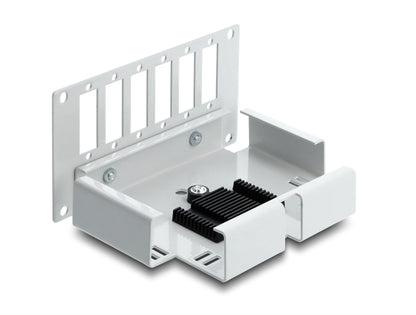 פאץ' פאנל לניתוב סיבים אופטיים (Patch Panel) מבית Delock גרמניה המיועד להתקנה תעשייתית על מסילת דין (DIN rail)