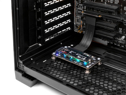 מתאם רייזר זה מבית Delock גרמניה מאפשר חיבור של כונני M.2 SSD המבוססים על ממשק PCIe (NVMe) בפורמטים 2280, 2260, 2242 ו-2230 לחריץ PCIe x4