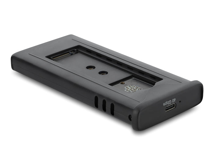 מארז חיצוני המתקדם USB-C 40Gbps מבית Delock גרמניה זה פתרון קצה לאחסון מהיר, המאפשר להסב כונן פנימי מסוג M.2 PCIe NVMe לכונן חיצוני נייד