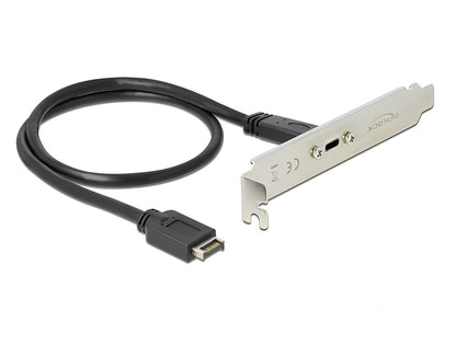 לוחית קצה USB 10Gbps מבית DELOCK גרמניה המאפשרת להוסיף למארז המחשב יציאת USB Type-C חיצוניות בתקן המהיר ביותר, תוך ניצול החיבורים הפנימיים של לוח האם