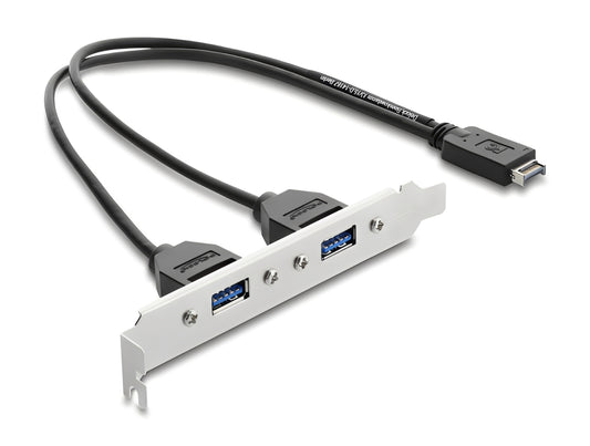 לוחית קצה USB 5Gbps מבית DELOCK גרמניה המאפשרת להוסיף למארז המחשב שתי יציאות USB Type-A חיצוניות תוך ניצול החיבורים הפנימיים של לוח האם
