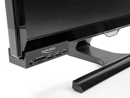 Delock External USB 5 Gbps 3 Port Hub 2 x USB Type-A, 1 x USB Type-C™ and 2 Slot Card Reader with Locking Screw - delock.israel