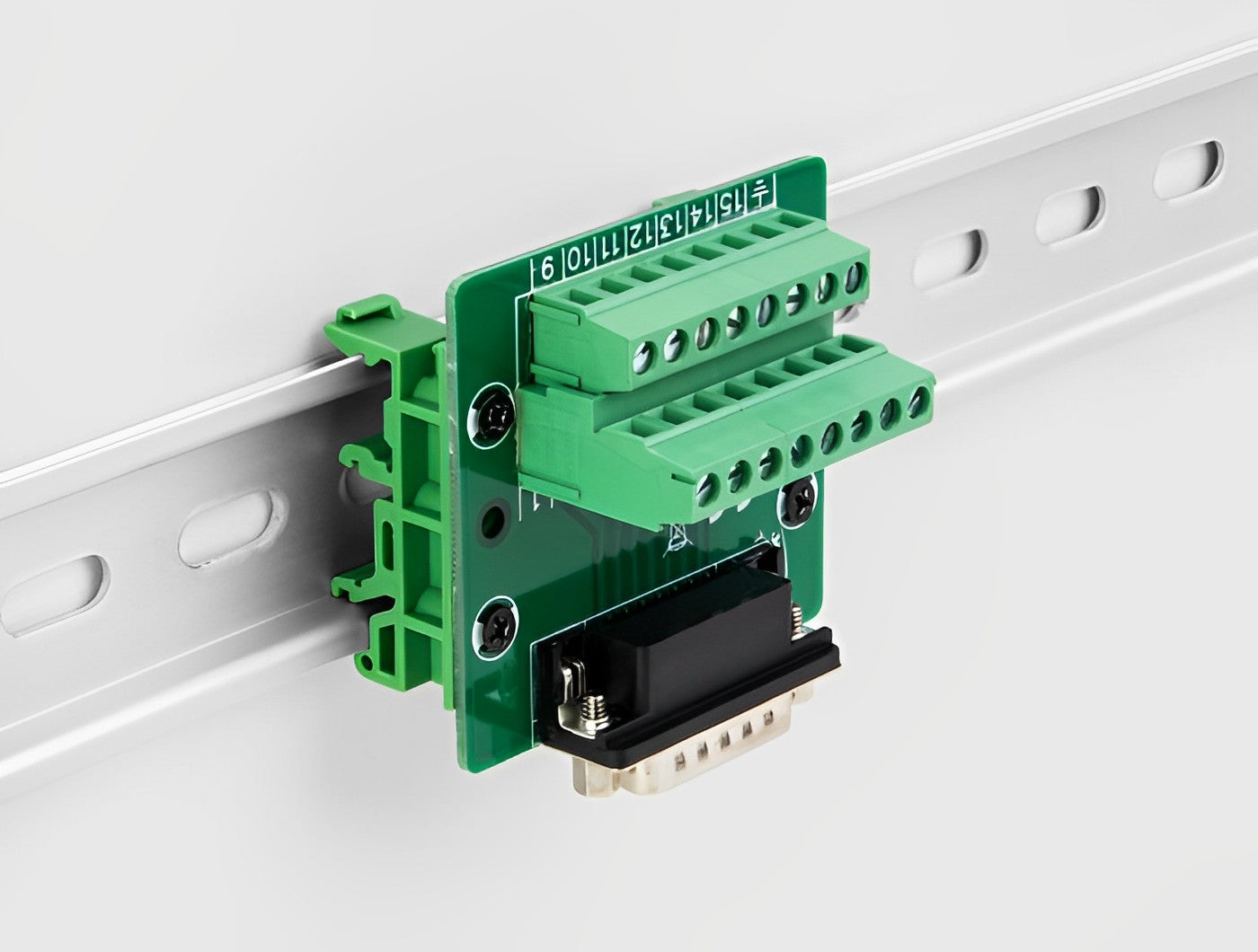 טרמינל בלוק DIN rail בחיבור הברגה לשקע D-Sub 15 pin - delock.israel