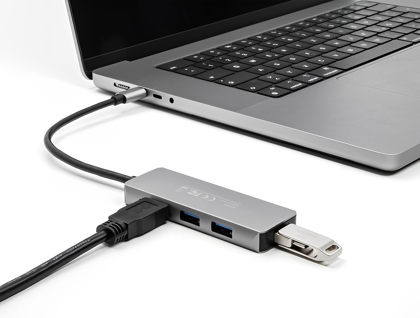 מפצל USB-C 3.2 Gen 1 5Gbps עם 4 יציאות USB-A - delock.israel